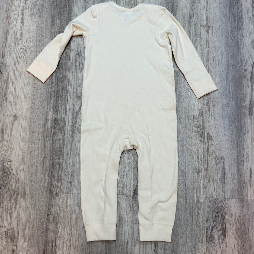 Hanna Andersson Cream onesie - Picture 4 of 5